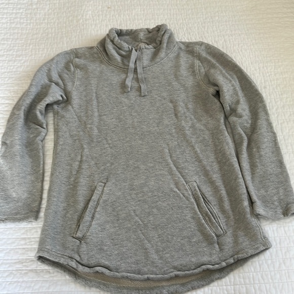 J. Crew Gray Seeatshirt - Picture 1 of 7
